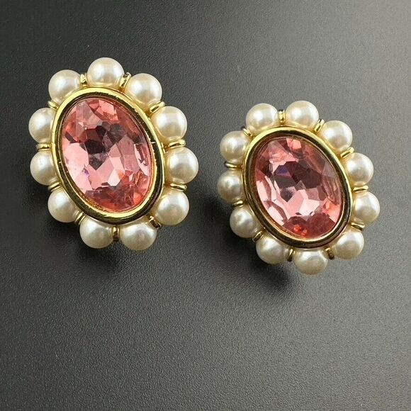 Vtg Napier 1990s round Pearl Pink Oval Crystal Gold Earrings - Screw back - Picture 6 of 6